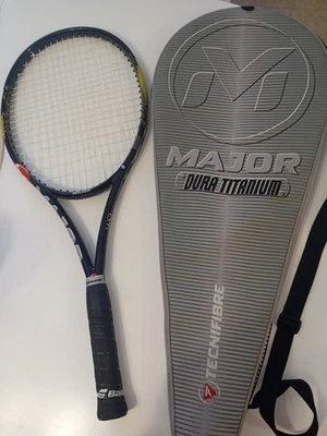 raquette de tennis - Photo 1/4