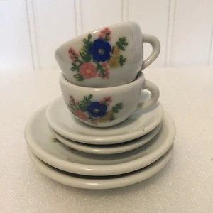 Vintage 6 teiliges Set Kinder Blumen Keramik Tassen Untertassen Teller Agglo China - Bild 1 von 12