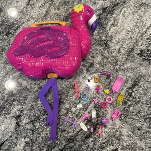 Polly Pocket Flamingo Party Doll Playset 23 pezzi grande compatto di Mattel - Foto 1 di 17