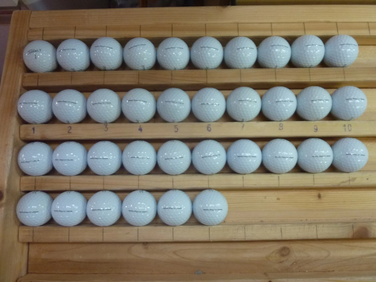 LostGolfBalls – 24 Titleist Tour Speed Golfbälle, AAAA-Qualität, Nahezu Neuwertig, Recycelt