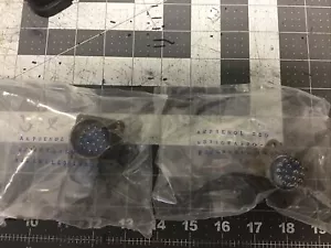 connector amphenol (L0t Of 2)MS3102A20-29P mating MS3106A20-29P (LP06P) - Picture 1 of 4