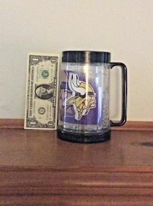 New - Minnesota Vikings fan collectible "Frosty Mug"-original instruction sheet - Picture 1 of 6