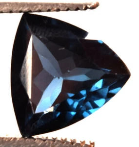 9.10 Cts. Natural London Blue Topaz Trillion Shape Certified Gemstone - Picture 1 of 4