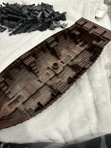 Vintage Mega Bloks Man O War Ship Dragons Krystal Wars - Picture 1 of 7