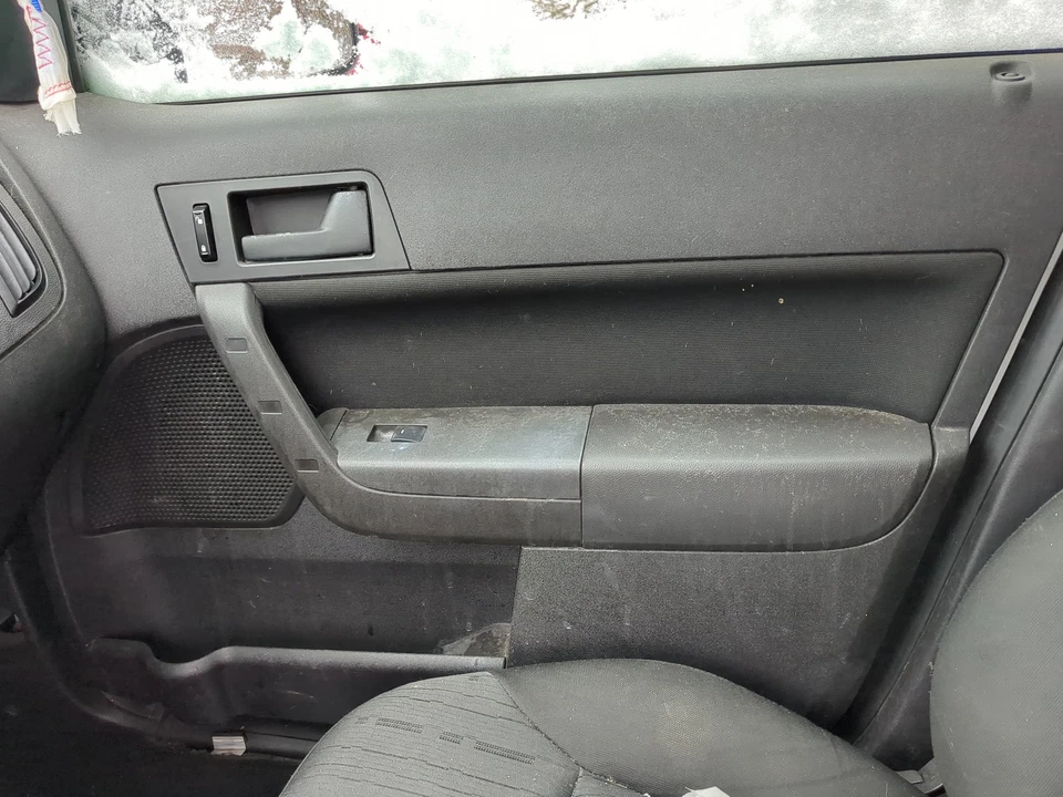 Ford Focus 2008 pasajero delantero derecho interior panel puerta moldura W4K9H Foto 1 de 1