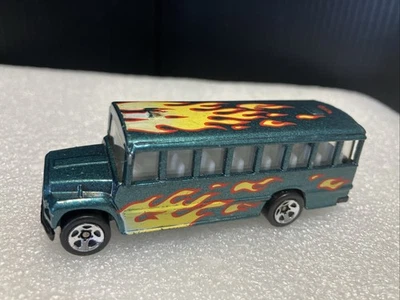 Autobús azul Hot Wheels Mattel Diecast Heat Fleet Series 1988 vintage con llamas en muy buena condición Foto 1 de 4