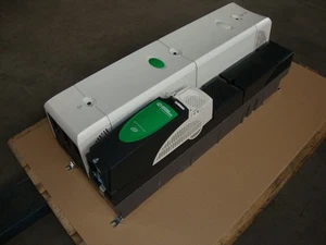 Frequenzumrichter 55/75kW Control Techniques Unidrive SP5401 Nidec - Bild 1 von 3