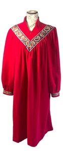 Vntg Vanity Fair Robe Lg Red Velour 1/2 Zip Housecoat Embroidered Collar & Cuff - Picture 1 of 3