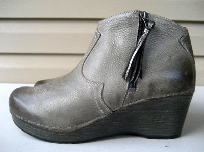 Botín Dansko Veronica 41/10.5-11 gris bruñido borla envejecida botín Foto 1 de 4