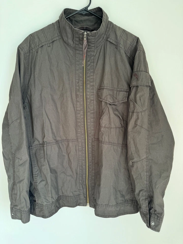 Chaqueta utilitaria Tommy Bahama de algodón verde oliva para hombre bolsillos grandes Foto 1 de 4