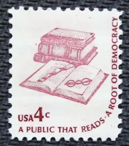 US #1585 MNH 1977 Books Bookmark Eyeglasses Americana Definitive - Picture 1 of 1