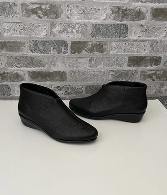Botín al tobillo Aerosoles Allowance para mujer talla 8 negro punta almendra cuña Foto 1 de 4