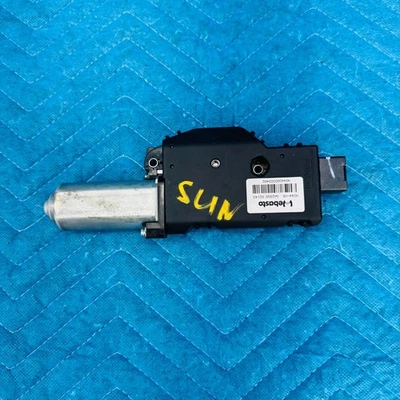 2011–2019 Infiniti M56 M37 Q70 Sunroof Motor Assembly 127K OEM - Image 1 of 4