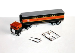 CAMION POIDS LOURD 1/87 TRANSPORT GREAT NORTHERN G321 - TRACTEUR + SEMI REMORQUE - Imagen 1 de 6