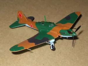 Bandai 1/144 Wing Club Russian Ground-attack aircraft Ilyushin Il-2m Sturmovik - Picture 1 of 2
