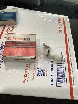 Nos 1972 ford mustang 4 speed back up light switch D2ZZ-15520-A - Image 1 of 4