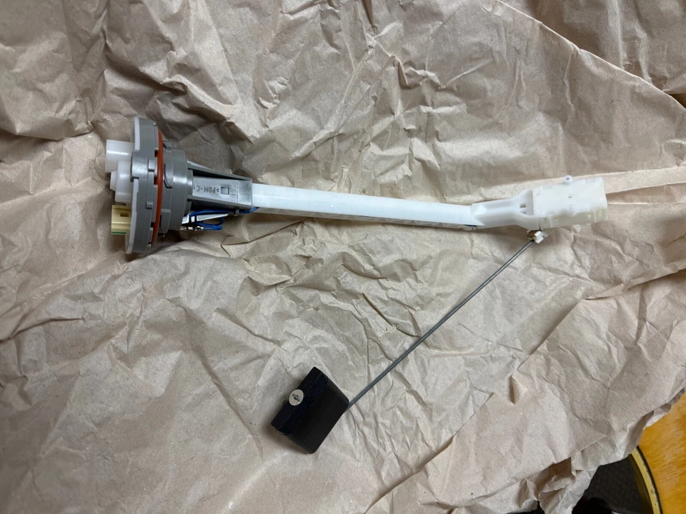 2205421417 Continental VDO 燃油发送单元燃气适用于 MB 梅赛德斯 CL 级 S500 — 第 1/3 张图片