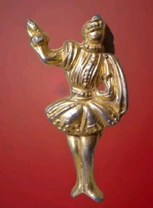 Vintage Gold Tone Man Lady Dance Royalty Figural Brooch Pin - Picture 1 of 9