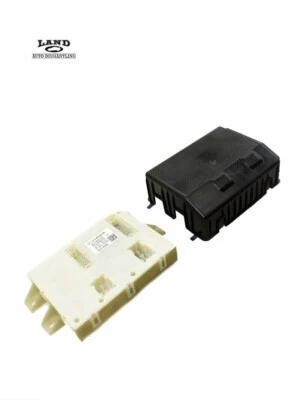 MERCEDES W166 ML-CLASS FRONT PASSENGER RELAY FUSE BOX COMPUTER SAM CONTROL UNIT - Image 1 of 4