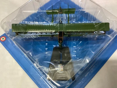 Aeronautica  militare italiana  CAPRONI CA.3  1/144, die-cast - Immagine 1 di 4