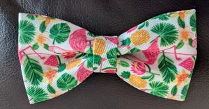 Dog, flamingo Print, Bow, bow tie. Quality.Elasticated Back Slips On Collar - Picture 1 of 2