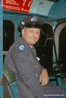 Conductor de autobús CTA Chicago Transit Authority 1973 35 mm original extensión ectacromática Foto 1 de 3