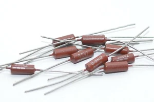 10x RFT Präzisions-Metallschicht-Widerstand 3.3 kOhm / 0.5 W, Resistor, DDR, NOS - Picture 1 of 1
