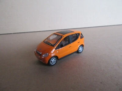 600L Cararama Mercedes Benz Classe A Arancione 1:72 - Immagine 1 di 4