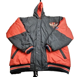 Vintage Logo 7 Chicago Bulls NBA Puffer Jacket Black Red Men's Large Hooded Y2K - Picture 1 of 10