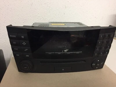 Mercedes Benz W211 Radio CD-Radio MF2310  A 211 870 11 89 CD Radio - Bild 1 von 4