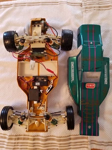Team Associated RC10 Rare Gold B Frame Vintage Buggy with stock parts&components - Picture 1 of 24