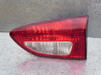 Luz trasera Subaru B9 Tribeca 2006 2007 luz trasera puerta levadiza puerta trasera derecha ajuste 06 07 Foto 1 de 4