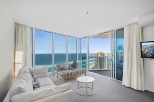 GOLD COAST ACCOMMODATION H-Residences 7 Nights 2 Bedroom Ocean View Packages - Picture 1 of 21