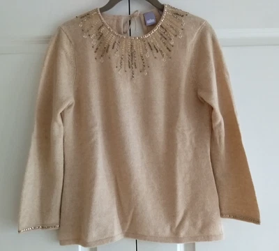 Suéter Cullen 100 % cachemir tachonado con cuentas para mujer S trigo pálido ojo de cerradura trasero Foto 1 de 4