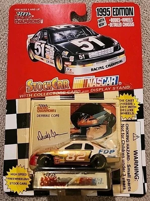 Racing Champions #82 Derrike Cope 1995 Nascar FDP Brakes Ford Thunderbird 1:64 - Image 1 of 2
