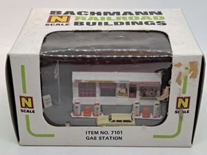 Vintage Bachmann Railroad Building. NScale #7101 Gas Station - Picture 1 of 8