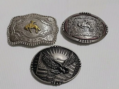 Лот из 3 MONTANA SILVERSMITHS? ПРЯЖКИ с ковбойским орлом  - Изображение 1 из 4