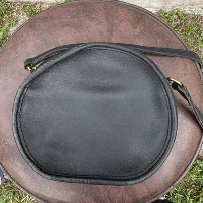 Bolso Bandolera COACH Vintage Chester Redondo Cantimplora 9901 Cuero Negro Foto 1 de 4