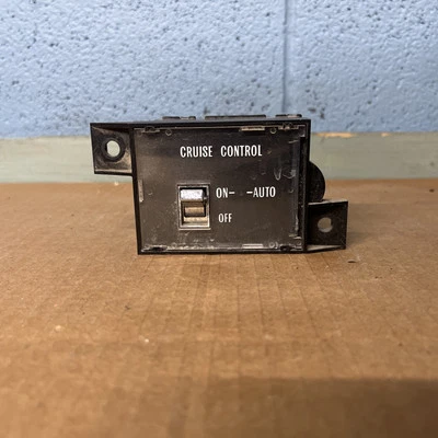 1977-92 Cadillac DeVille Fleetwood Brougham Cruise Control Switch OEM 75632497 D - Image 1 of 3