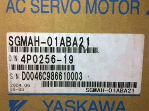 1 pz nuovo servomotore Yaskawa SGMAH-01ABA21 SGMAH01ABA21 spedizione veloce - Foto 1 di 9