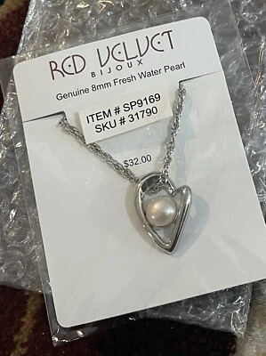 COLLAR Nuevo Genuino 8mm Agua Dulce Perla Rojo Terciopelo Bijoux Corazón Plateado Foto 1 de 4