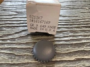 NOS OEM GM RADIO VOLUME CONTROL KNOB 16167169 GRAY 0211K7 - Bild 1 von 4