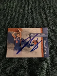 2009-10 Panini Studio Masterstrokes #5 Danilo Gallinari hand Signed Card AUTO - Picture 1 of 2