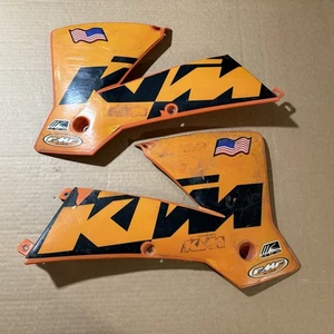 Radiator Shrouds KTM Orange shroud SX R=MADE IN ITALY L= AUSTRIA - Imagen 1 de 24