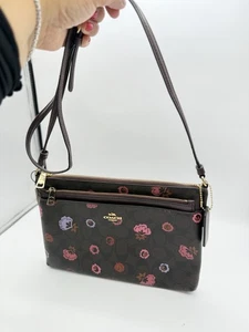 Coach Primrose Floral Print Logo Signature City Leder Crossbody mit Beuteleinsatz - Bild 1 von 14