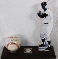 Vintage New York Yankees Photo Stand Ralph Kiner Autographed Baseball