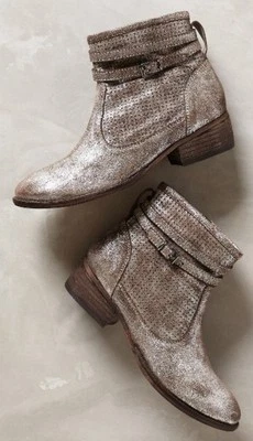 Botas Anthropologie 7 SEYCHELLES Botinhas OUTBACK Fivela de Alça de Camurça de Estanho NOVO - Imagem 1 de 4