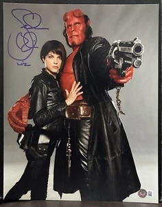 Selma Blair Autographed Hellboy 11x14 Photograph 3 w/ Liz ! BAS - Picture 1 of 1