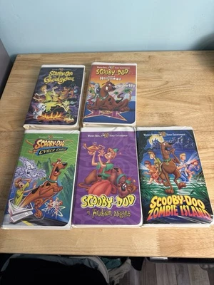 Scooby Doo Full Length VHS Clamshell (5) Zombie Island /ghoul School+vintage - Image 1 of 4