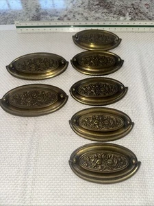 Vintage 7er Set - K4492 & K4597 KBC Messing Schubladengriffe 3" & 4" Lochverteilung - Bild 1 von 5